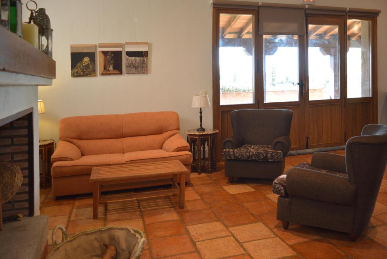 Casa Rural Pilon Del Fraile Оропеса Екстериор снимка